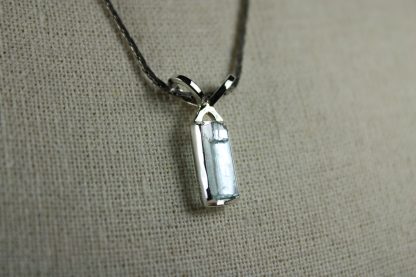 Natural Colorado Aquamarine "Floating" Crystal Pendant - Image 5